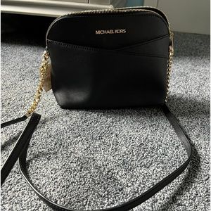 Michael kors cross bossy